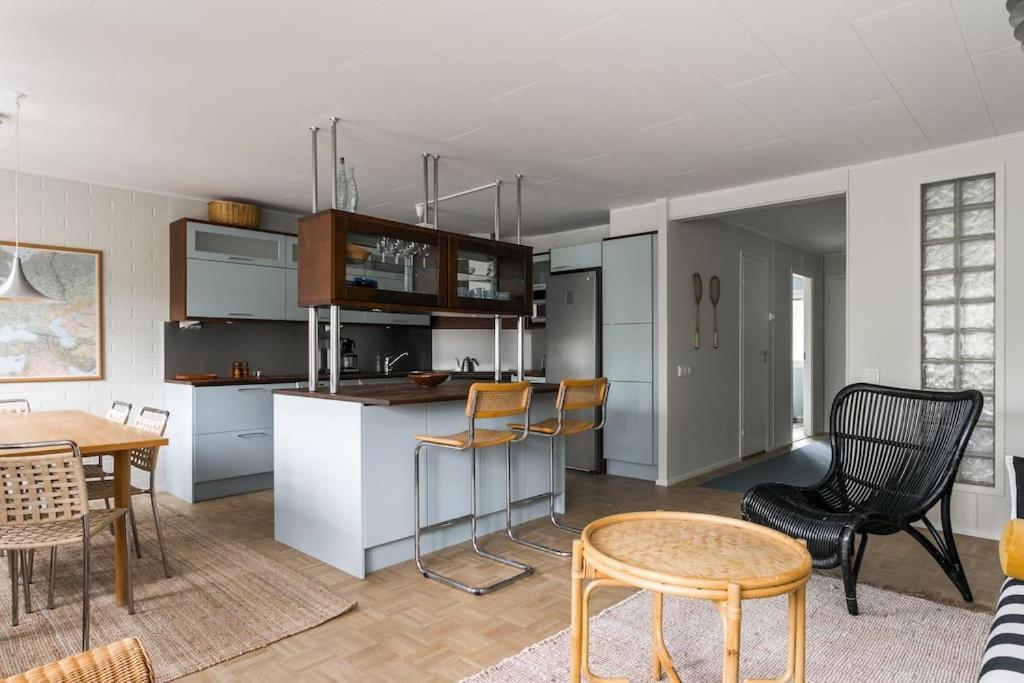 Upea Remontoitu Huoneisto Naantalin Sydaemessae Apartment Exterior photo