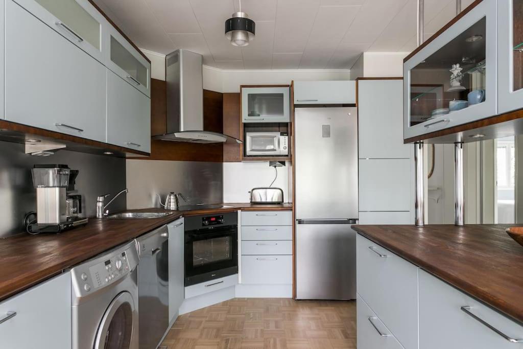 Upea Remontoitu Huoneisto Naantalin Sydaemessae Apartment Exterior photo