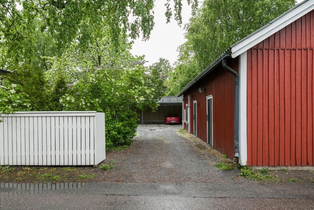 Upea Remontoitu Huoneisto Naantalin Sydaemessae Apartment Exterior photo