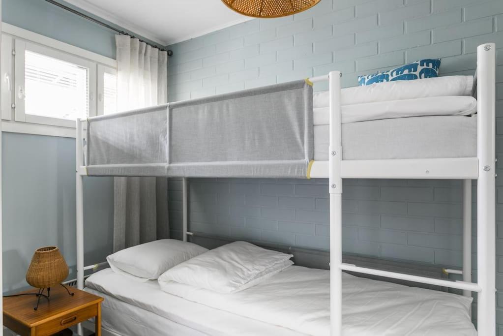 Upea Remontoitu Huoneisto Naantalin Sydaemessae Apartment Exterior photo